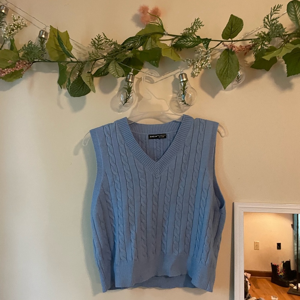 Baby blue sweater vest🧊🫧